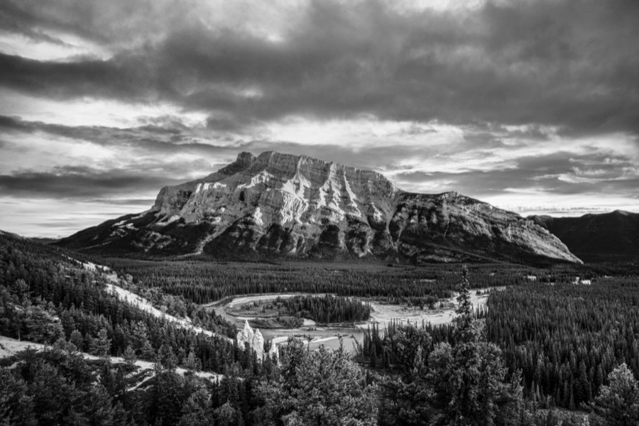 Rundle B&W