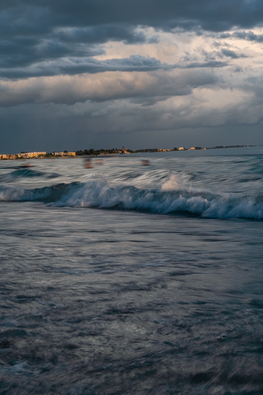 Crashing Waves